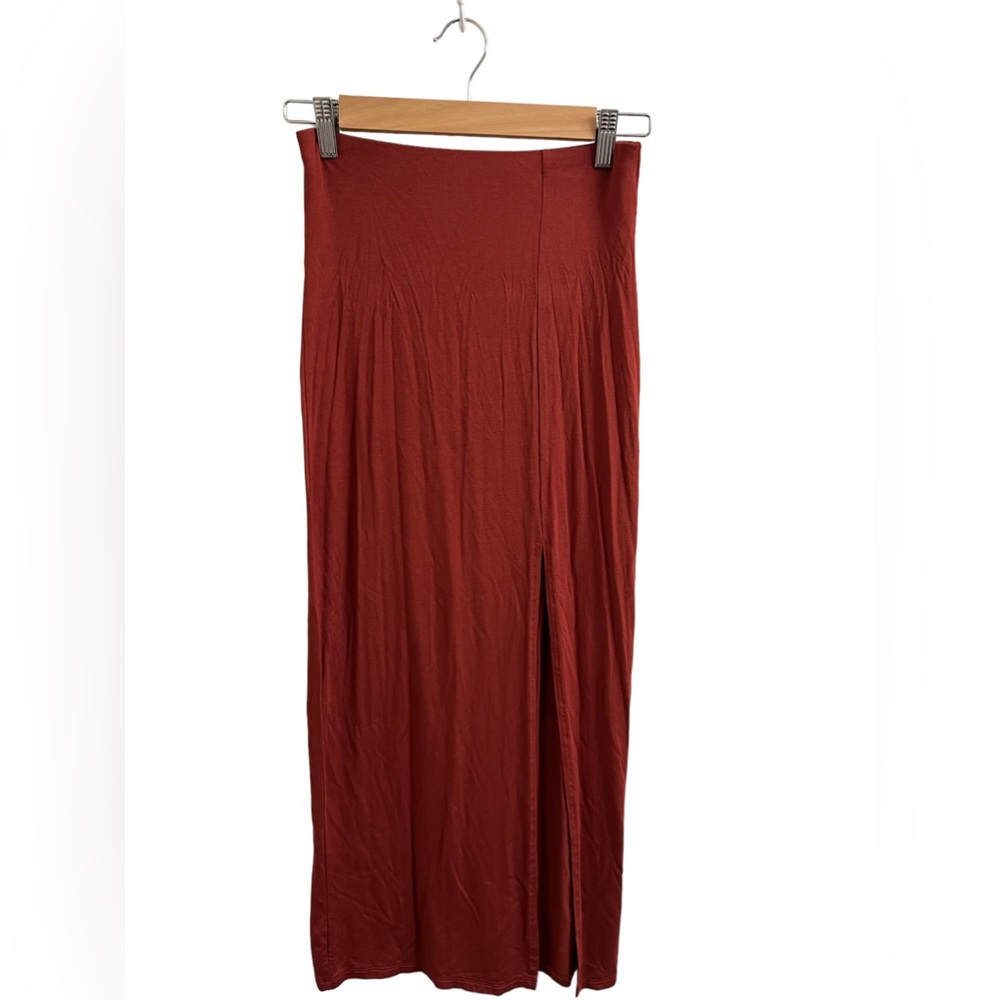Forever 21 MIDI slit skirt - Picture 1 of 7